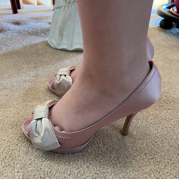 Louis Vuitton High Heels - Picture 16 of 16